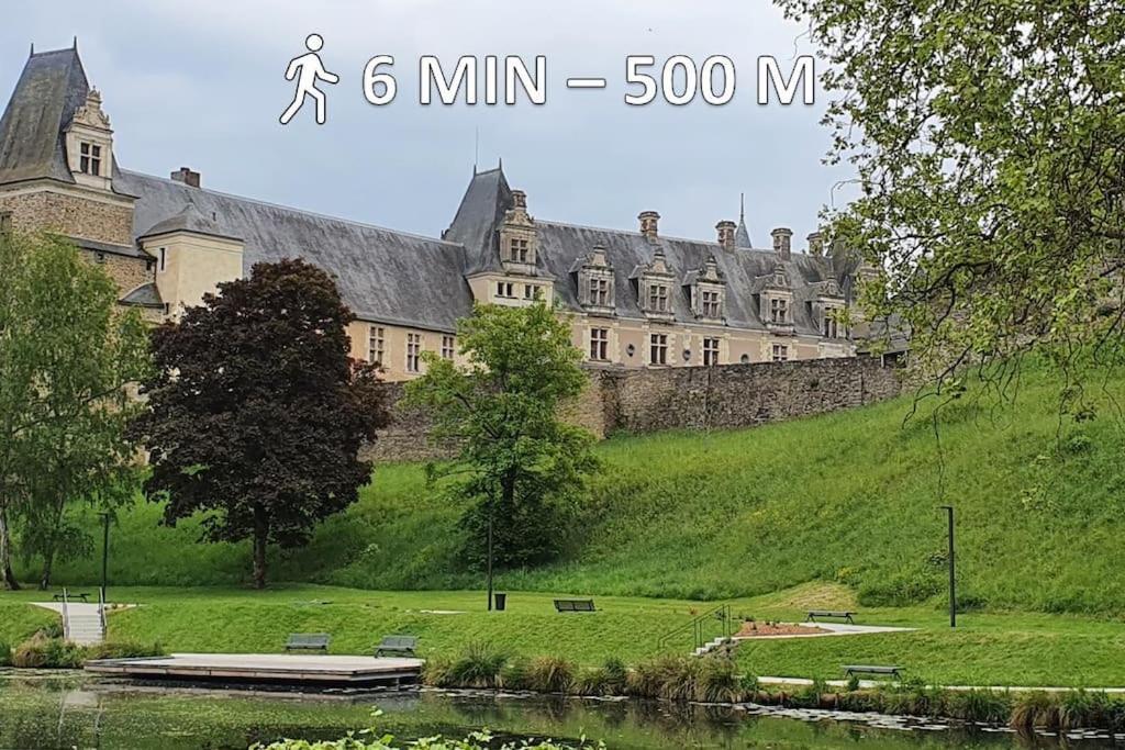 Ferienwohnung Minuit A Paris - Wifi Fibre/Linge/Parking Châteaubriant Exterior foto